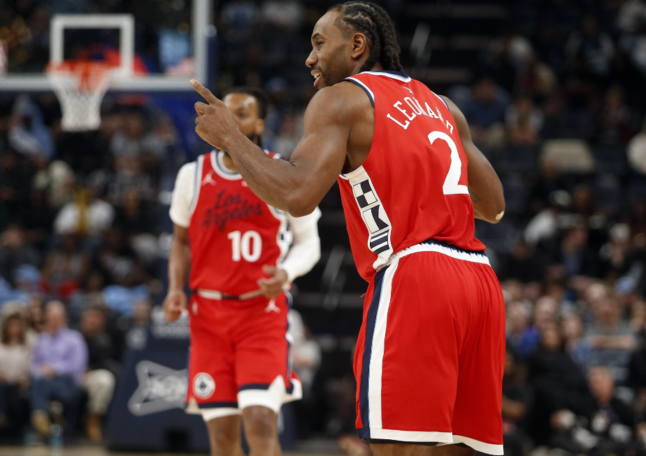 放小卡去勇士这支垃圾管理层的队没有任何希望。不要再耗费人家的光阴了。今年绝对