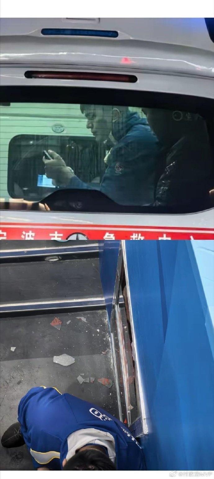 鲁吐布拉赛后失控受伤，北京开餐馆的维族老乡最聪明，篮协处罚可能弄巧成拙很多人