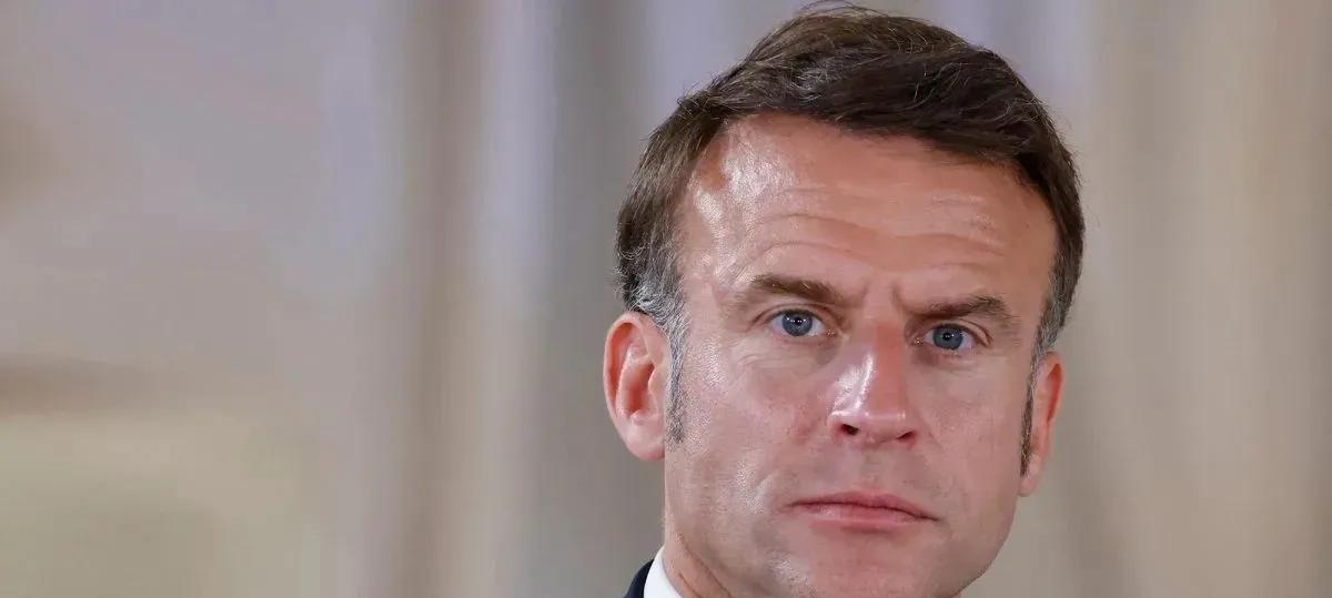 法国总统马克龙赔大发啦，据报道，印度尼西亚已经正式宣布暂停42架阵风战斗机的采购