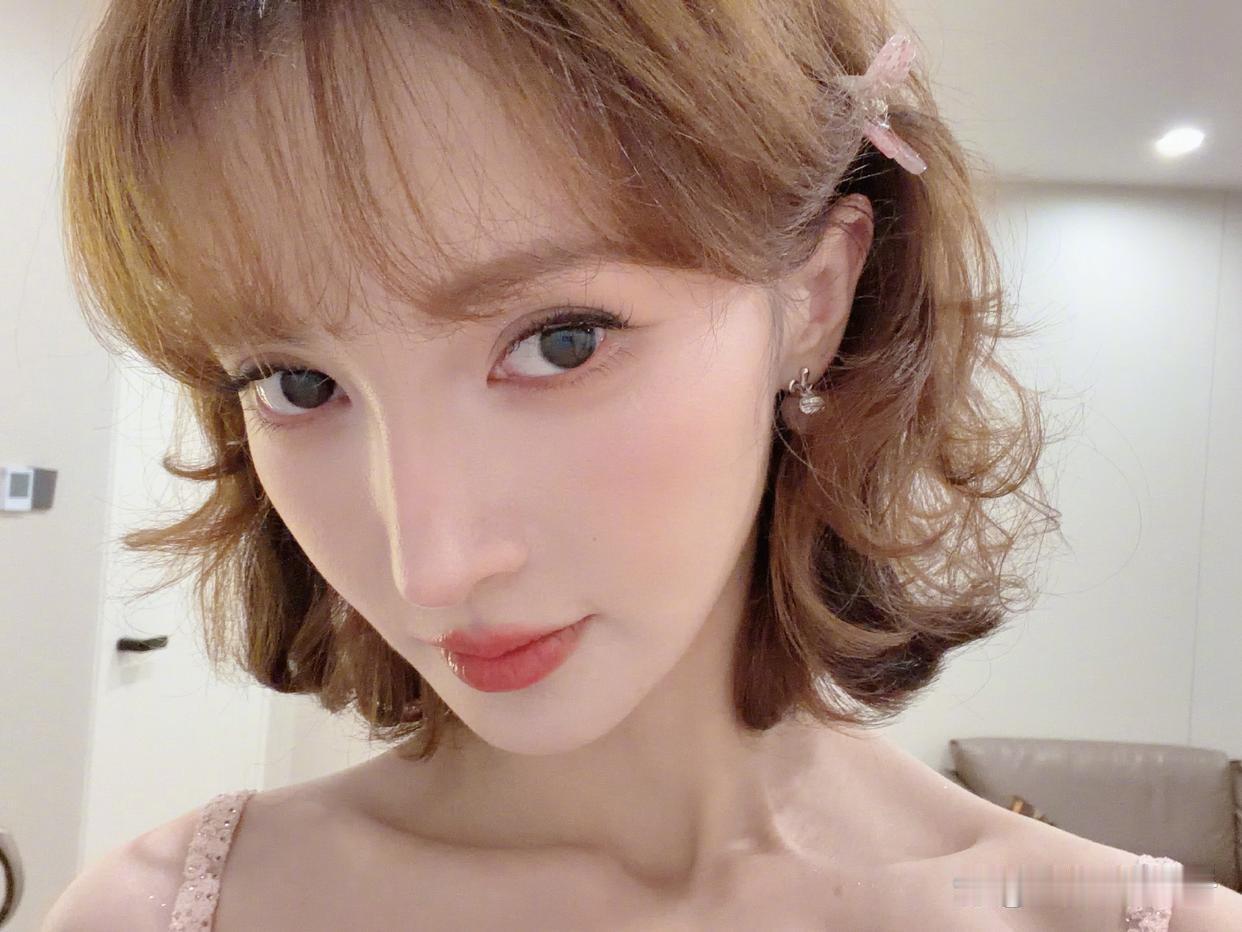 1.黄子韬自己出来辟谣的东西可信度只有一半，他本来就脾气很暴躁，平时又像个小孩，