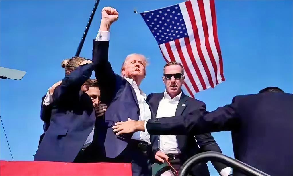 美国掏出“广场协议”屠刀，却砍不动中国钢铁脖颈！1.08万亿美元顺差，是中