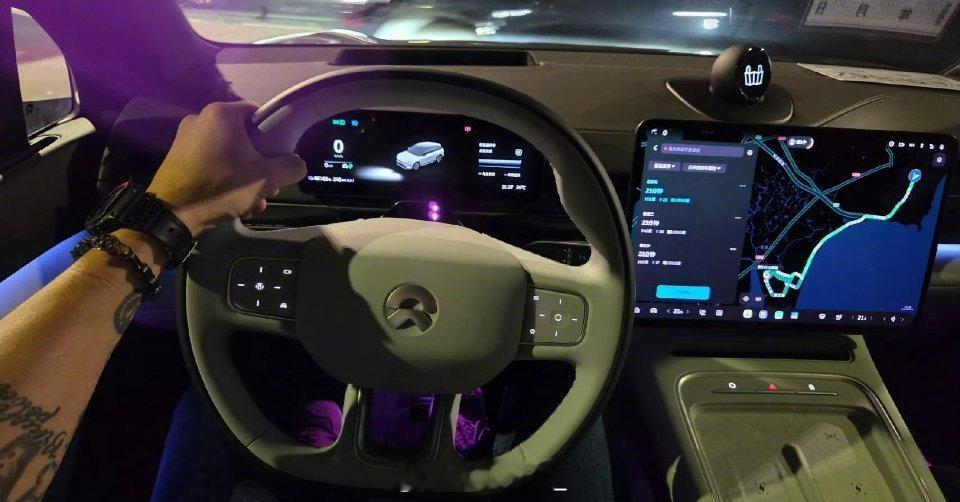 蔚来每次升级都很“克制”，唯独这次大有不同。看似小改，但基本上上车体关于舒适、科