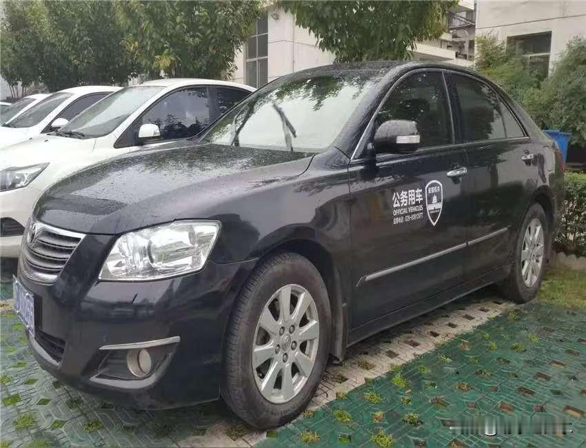 以前，公车私用让公车费用一直居高不下。公车改革大幅度节约了公车使用经费。但是带