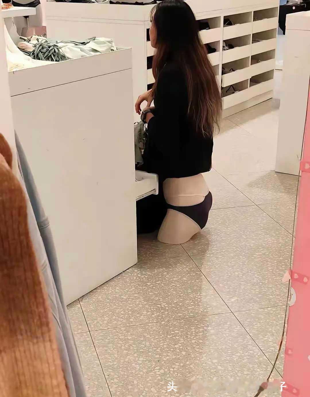 不得不说，这该死的错位感～真是绝了～