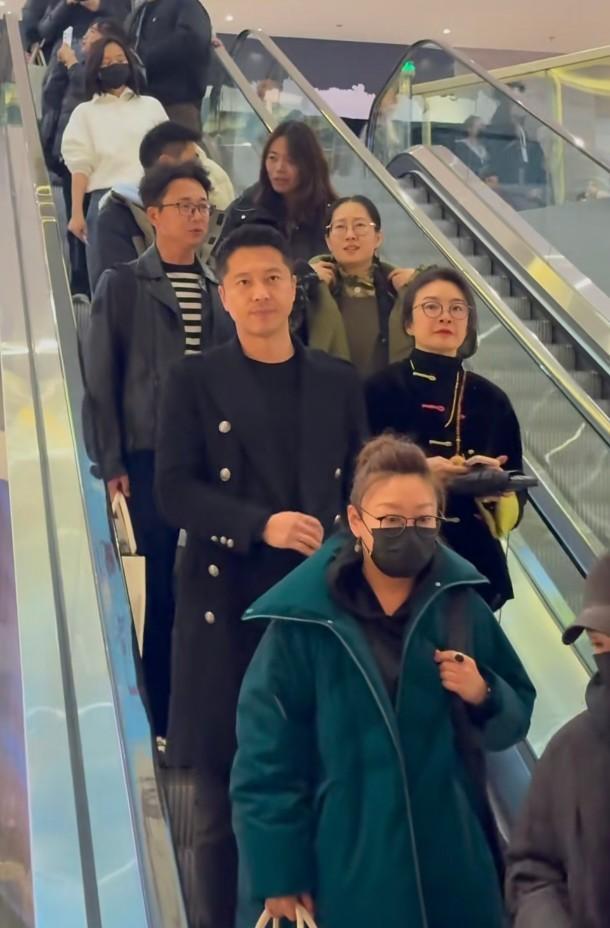电梯从下往上数，刘天池，王雷、陈奕君，刘敏涛，哈哈，《父母爱情》百看不厌，看见老