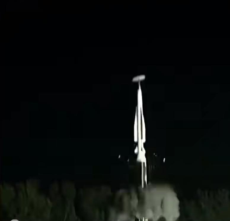 印度官宣烈火试射成功！周边国家悬着的心终于可以放下了，这不是冷嘲热讽印度，是