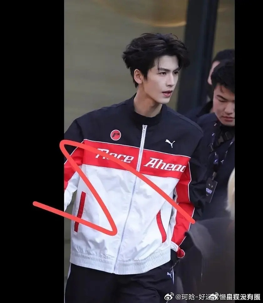 张凌赫路透网友辣评，像火柴头大身细可是感觉比王鹤棣那种身材好多了吧