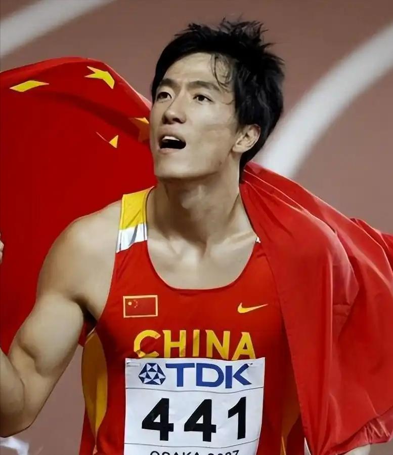 万万没想到，刘翔也遇到就业困难了！8月26日，刘翔发文向网友求助，说自己现在