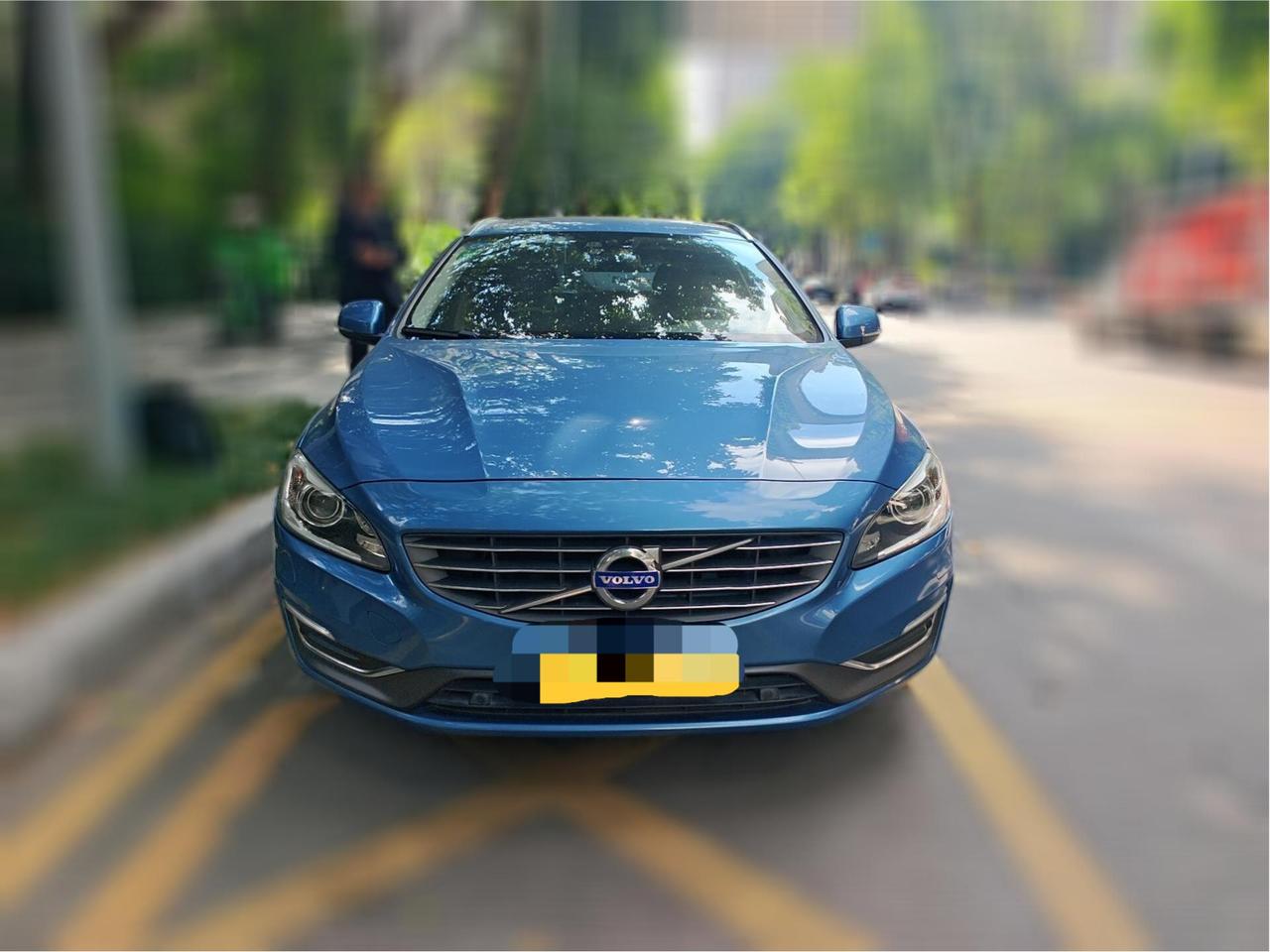 行业不景气，小众车就留着开吧，卖的话，真心卖不起价！前两天验了一台沃尔沃V60