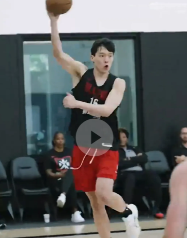 杨瀚森完美适应NBA，训练能持球能组织能进攻能防守杨瀚森得到队友和教练认可，