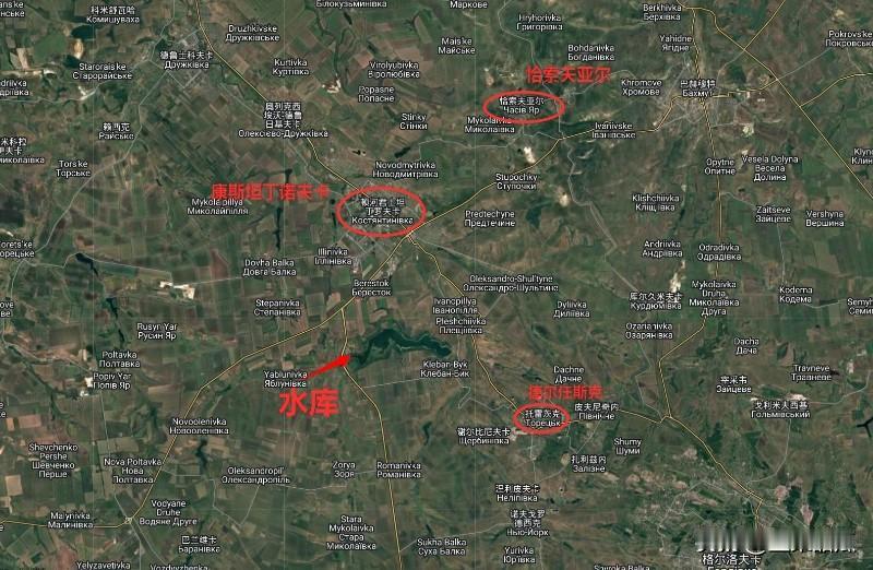 康斯坦丁诺夫卡地区，俄军已从克列班-比克斯科耶水库东西推进，马上这个硬骨头就要面