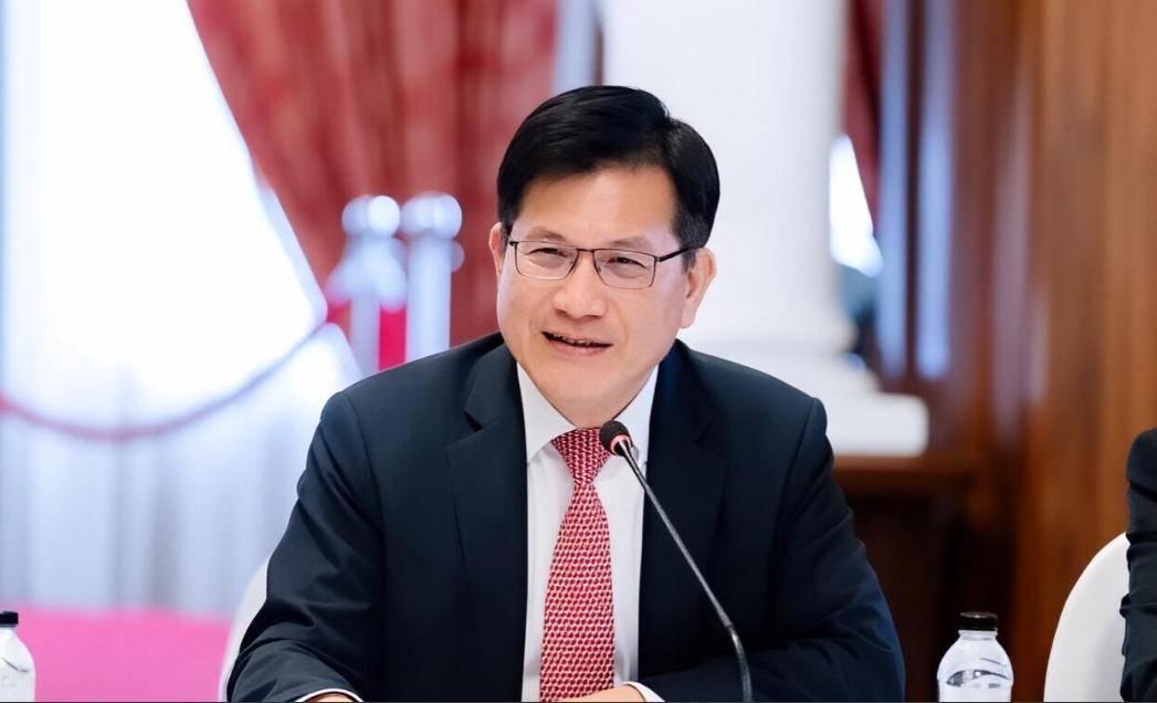 台湾“外长”林佳龙会见日本维新会访团时，呼吁台日发挥产业互补优势，深化人工智能、