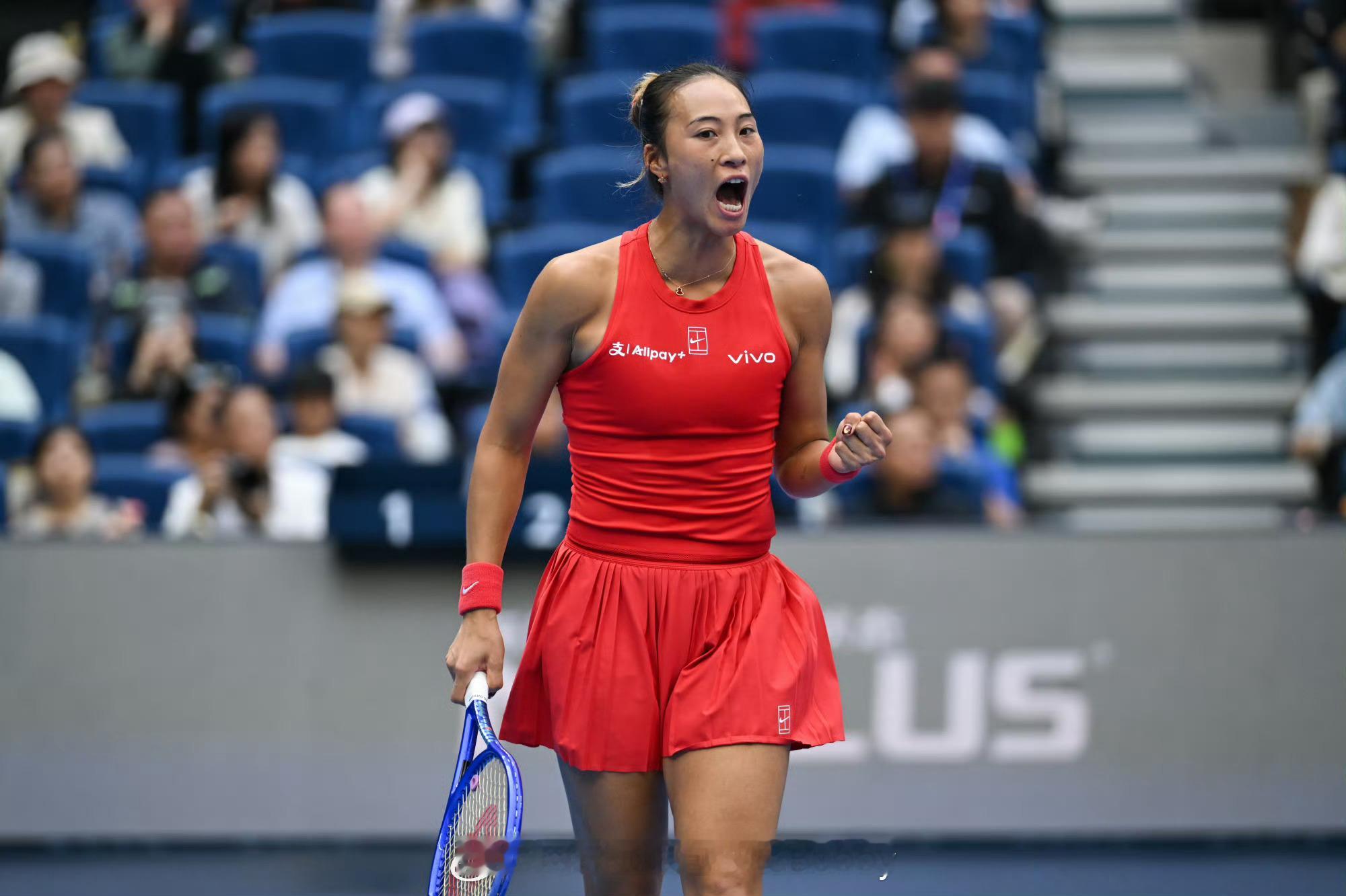 恭喜🎉郑钦文晋级职业生涯11次晋级巡回赛决赛郑钦文至今共11次闯入巡回赛女单