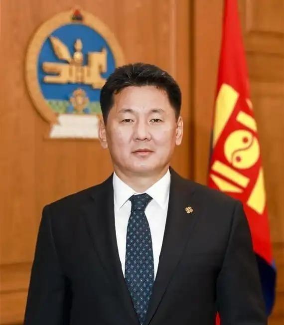 蒙古想靠北约活？夹缝求生竟押错宝？小心挨饿遭殃。蒙古国最近跟北约走得挺近，从2