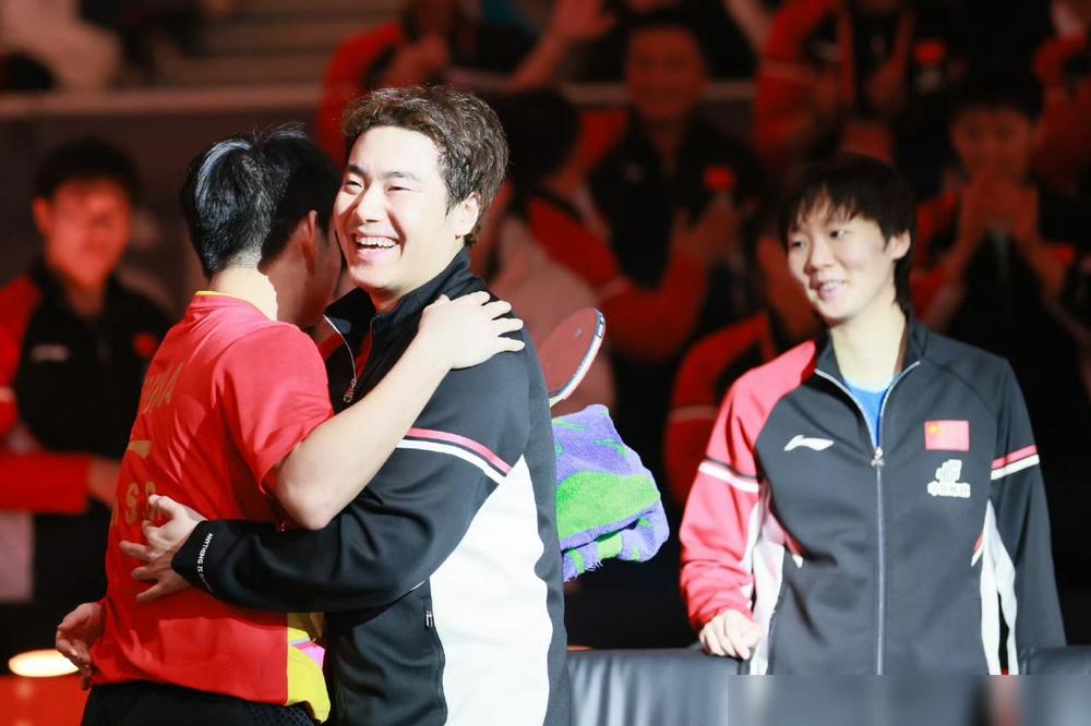 王曼昱绝对是一款经典画面NPC！什么值得纪念的经典瞬间都有王曼昱在旁见证！这