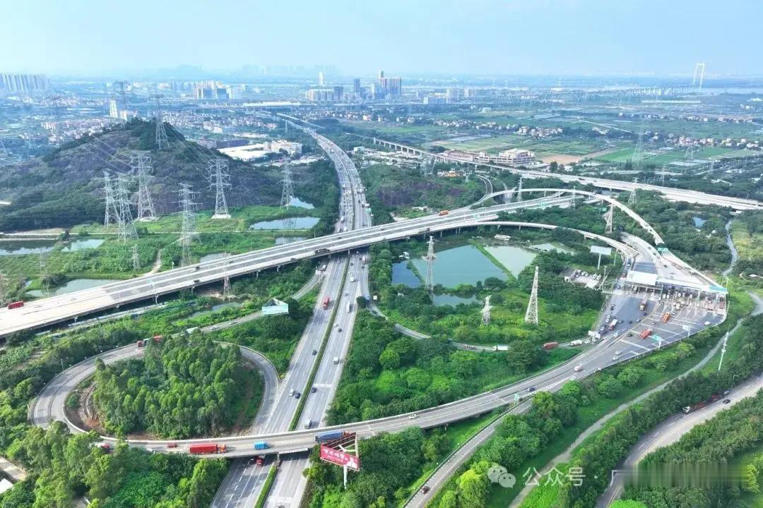 【南沙继续提升道路迎客】在搞完中心城区之后，南沙继续提升周边道路迎接全运会！广州