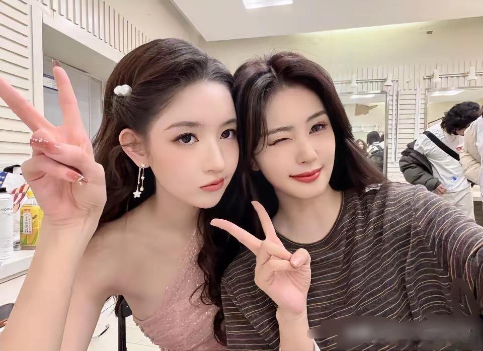 我发现男的全选白鹿女的全选王玉雯，不是因为白鹿是网红，我问了下身边的朋友同事，男