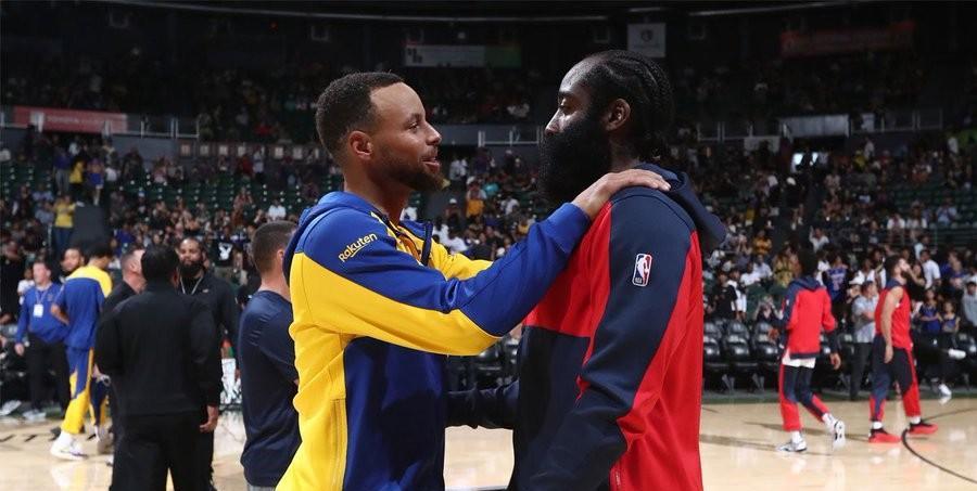 今天哈登又展现出了爆发力，拿到了55分，记得曾经，库里在接受采访时表示，之所以他