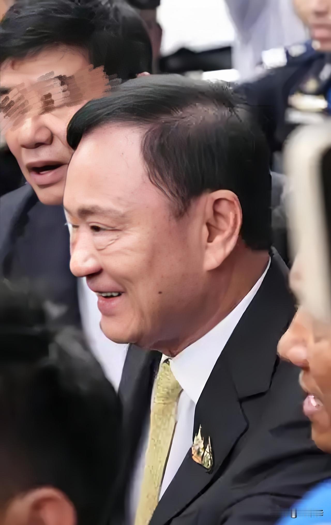他信出来了，有哪些限制?首先他是假释而非刑满，从5月11日到9月9日刑期才正