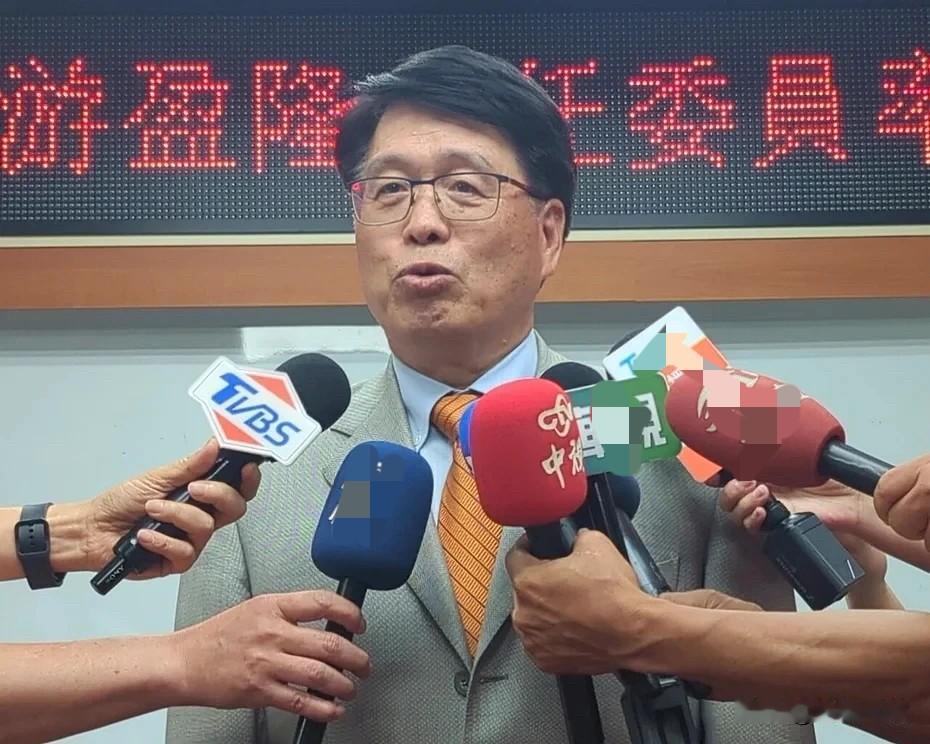 倒阁成功要合并选举？游盈隆：机会只比天塌下来大一点台中市长卢秀燕今天（30日