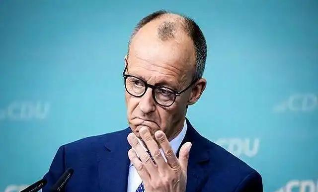 德国总理默茨压力山大。据德国联邦劳工局8月底公布的最新数据显示，德国8月失业人