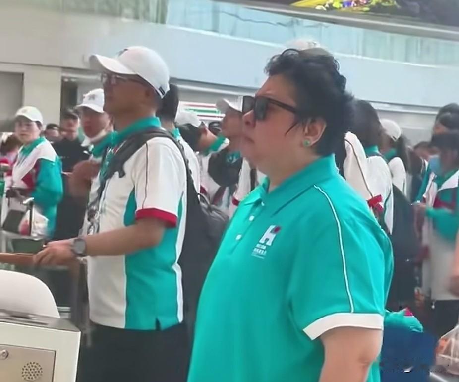 长枪短炮大包小裹您是攻打匈奴吗？说是援蒙您选择呼和浩特市内蒙古的省会，您舟车劳