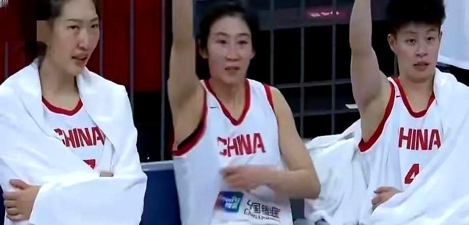 马健预言张子宇渐渐成真，未来中国女篮只有两种战术，有小瑕疵。其实对付郑海霞式