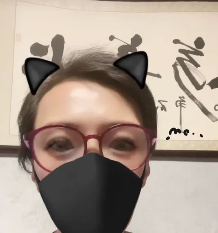 细语主播看起来更靠谱，更像是做实事的主播！细语说：我没有群，不太会回私信