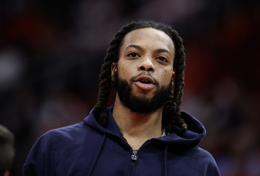 今日快船主帅泰伦·卢在球队训练结束后接受了媒体采访。谈到球队新援加兰伤势恢复情况