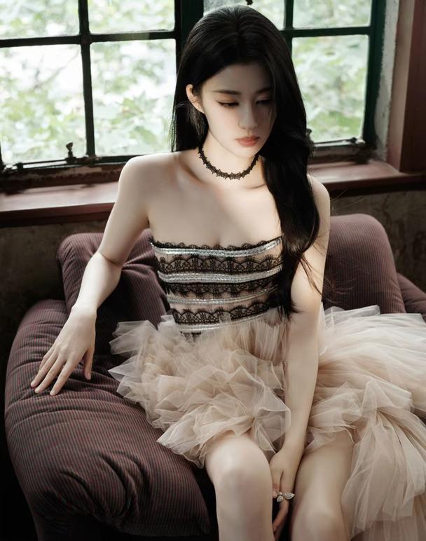 王楚然💦女明星女演员神仙颜值我的人间烟火明星气质女明星惊艳小说