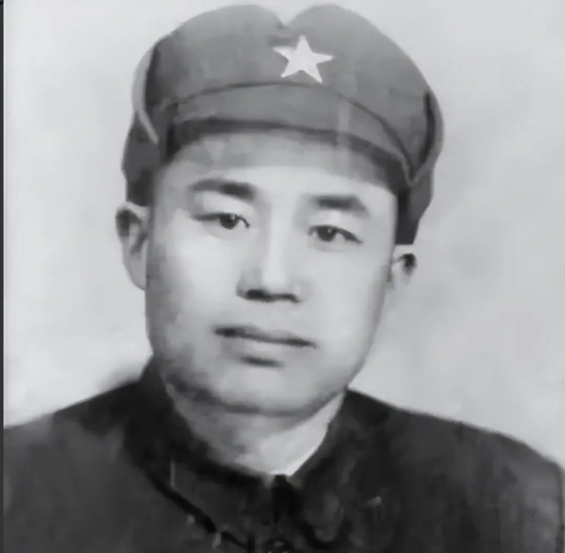 1943年，王近山随手消灭180名日军，但在清点战利品时，战士却疑惑道：“枪呢？