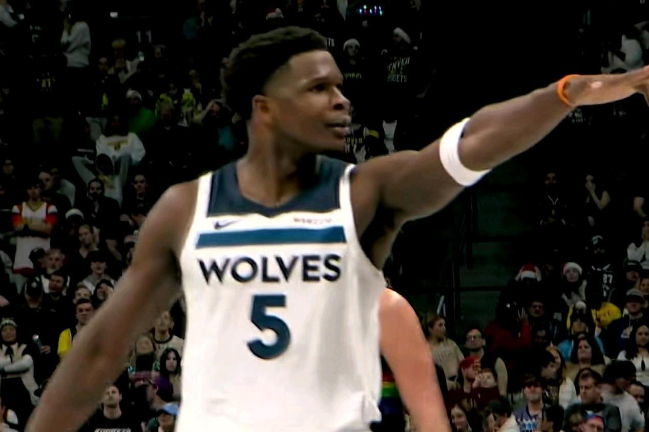 nba史上最刺激圣诞大战诞生了！！！约基奇超级56分16篮板15助攻恐怖三双