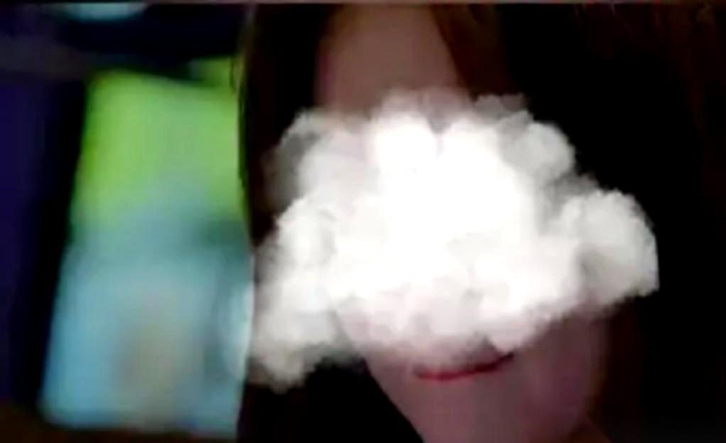 我真的，被这个骗子的操作给秀到了。真的，不是说姑娘傻，是这骗子，把心理学玩得明