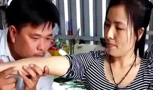 “真少见！”2019年，越南农妇邓氏鲜，身上自然散发出一种香味，不少人听说后专门
