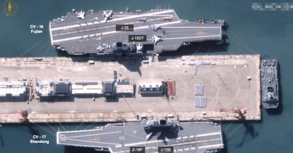 越来越多的迹象表明，国产首艘电磁弹射型航母“福建舰”，即将于本月正式交付人民海军