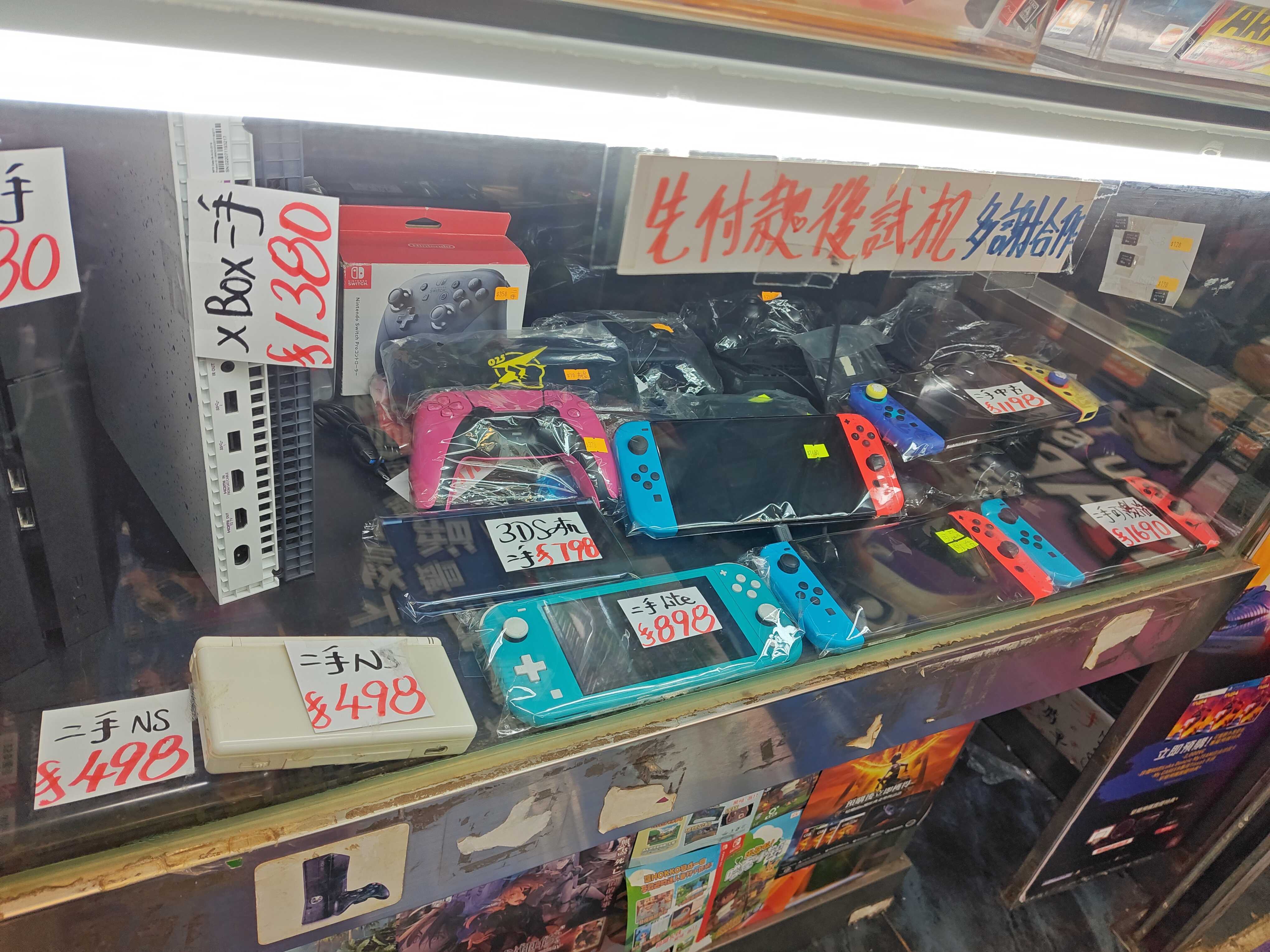 你的初代Switch吃灰了吗我2018年买的switch初代，玩了一年多就吃灰了