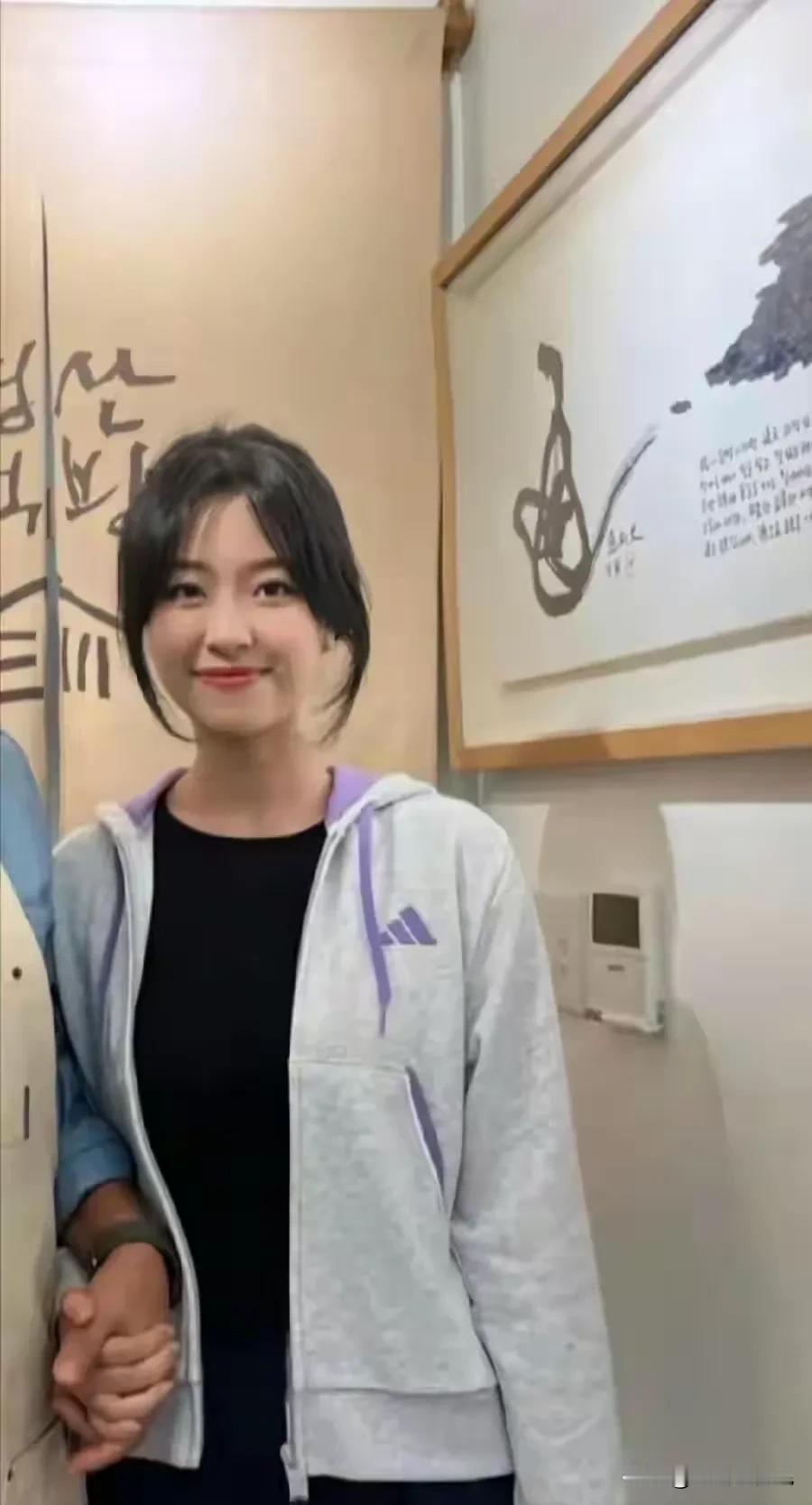 报案人称“女友失联”，25岁女留学生回国前夜遇害，凶手竟是她的老师一个25岁