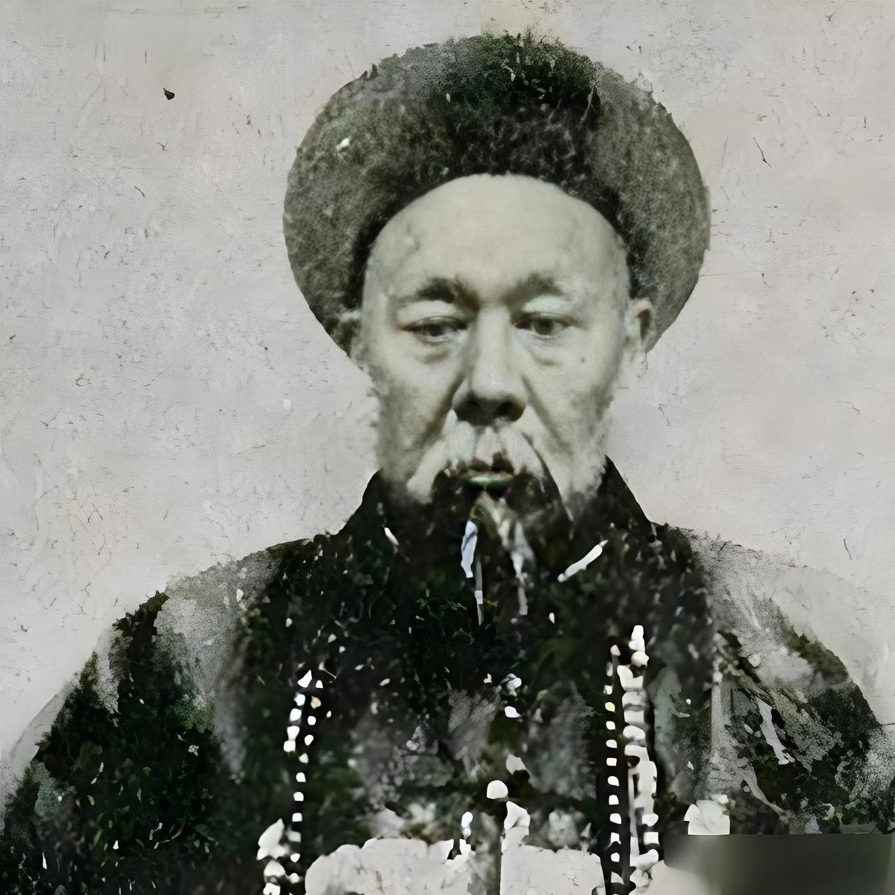 [点赞]庚子事变后，洋人要求清政府处死一批主战派大臣。当名单递给慈禧时，慈禧圈