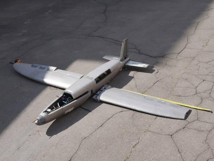 在顿巴斯地区，乌克兰军队开始大规模使用美国新型自杀式无人机“大黄蜂”（Horne