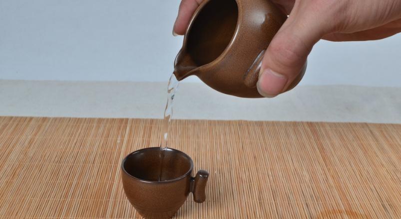 高家窖: 喝酒喝了20年, 才知道怎么样喝酒对健康好