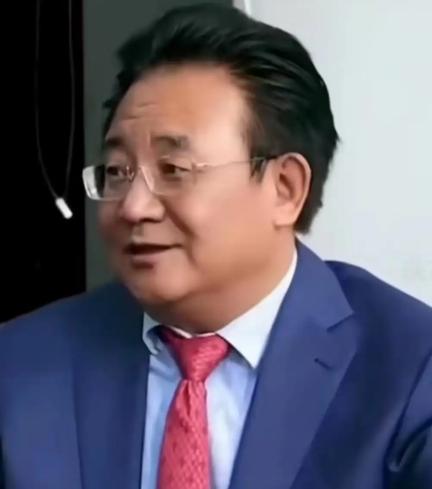 “中国人谁家没有50万！平均家庭资产都300万，”中国经济学家陈浩，直言不讳的表