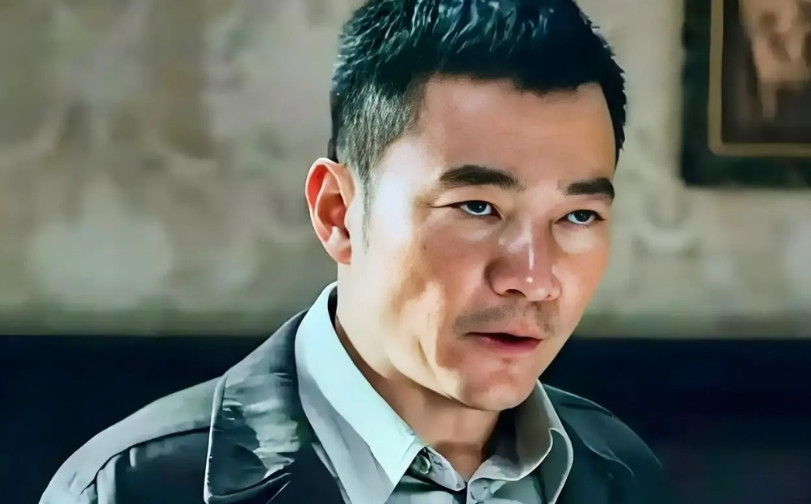 《沉默的荣耀》看了二十多集了,感觉喻恩泰的表演没啥大问题,观众对他诟病比较多的是