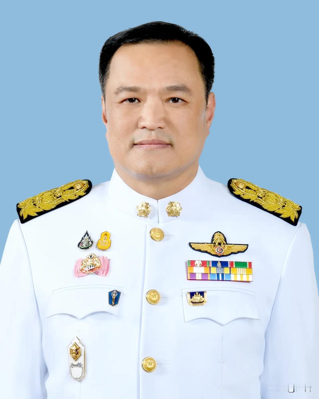 泰国这次动真格了，不得不说，泰国阿努延很牛！阿努廷挥刀斩乱麻，柬埔寨想现在停