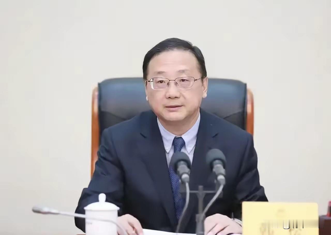 西安官场又炸了。这次栽的是个曾经风光无限的大人物。2026开年西安官场就出