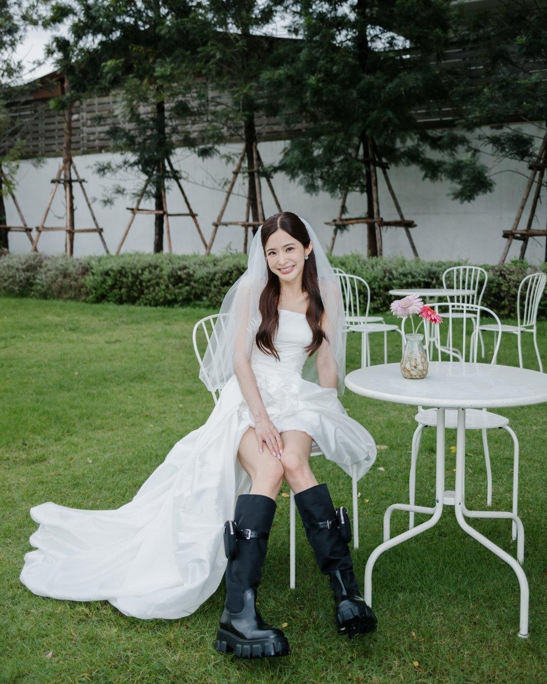 MildWiraporn｜IG更新⛄️今天是Mild的31岁生日✌🏼🖤📸