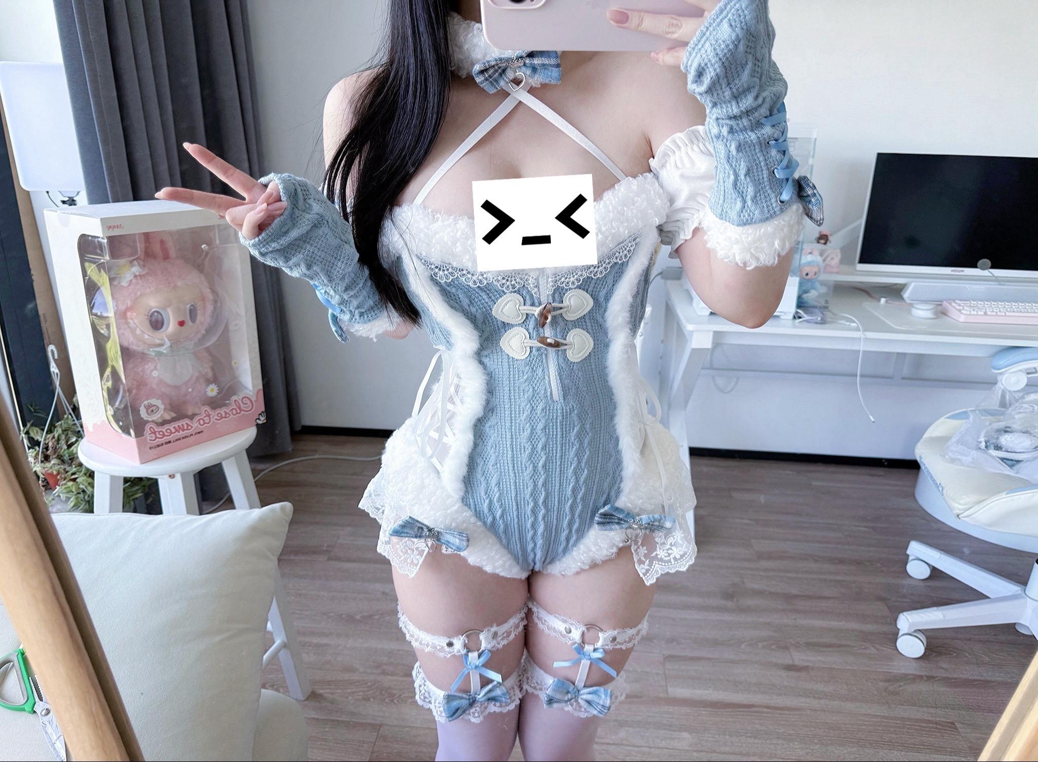 ⦮_  ̫ _⦯。