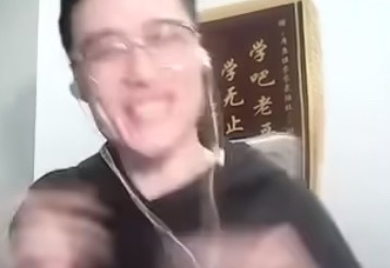 哈哈哈，看了个切片，林老师时隔许久再遇Ame，玩了个辅助小强，第一件就裸了个大勋