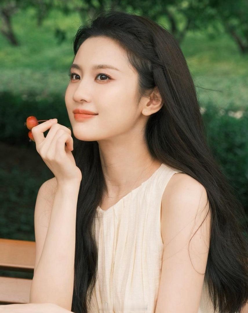 曝张慧雯要回归电影市场了期待张慧雯！！！！