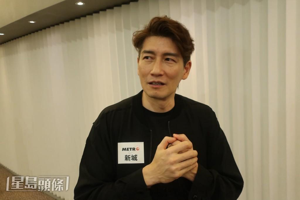袁文杰自爆主动改签「一年一骚」面对前辈离世病重伤感撑周嘉洛回《三代同糖》救亡
