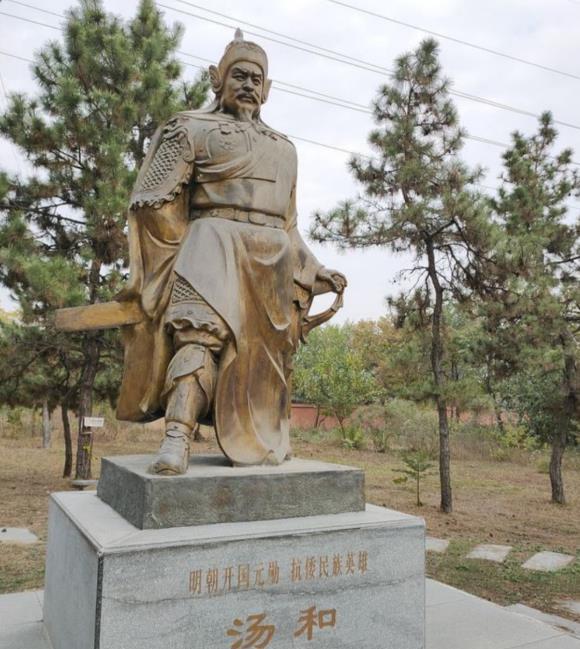 1395年68岁朱元璋去看望70岁老友汤和，朱元璋一进门，只见汤和已中风，无法说